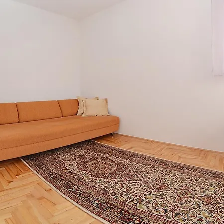 Apartman Hana Apartment