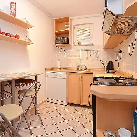 Apartman Hana *